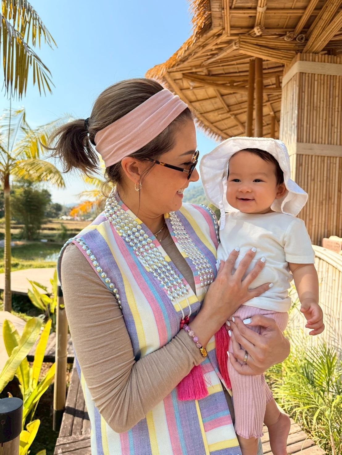 เอมี่ กลิ่นประทุม