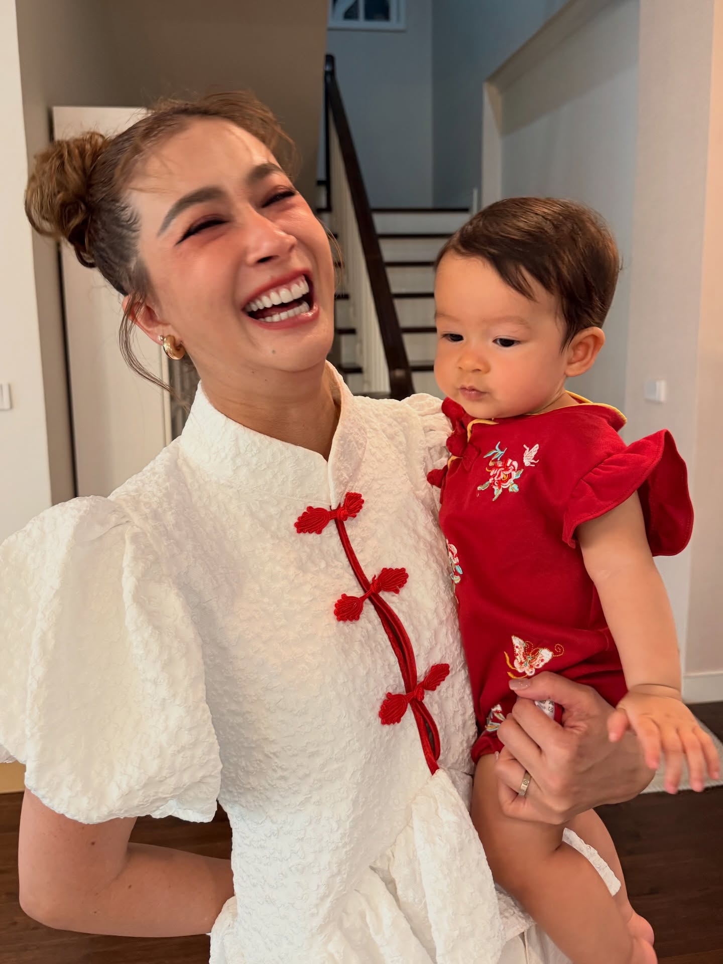 เอมี่ กลิ่นประทุม