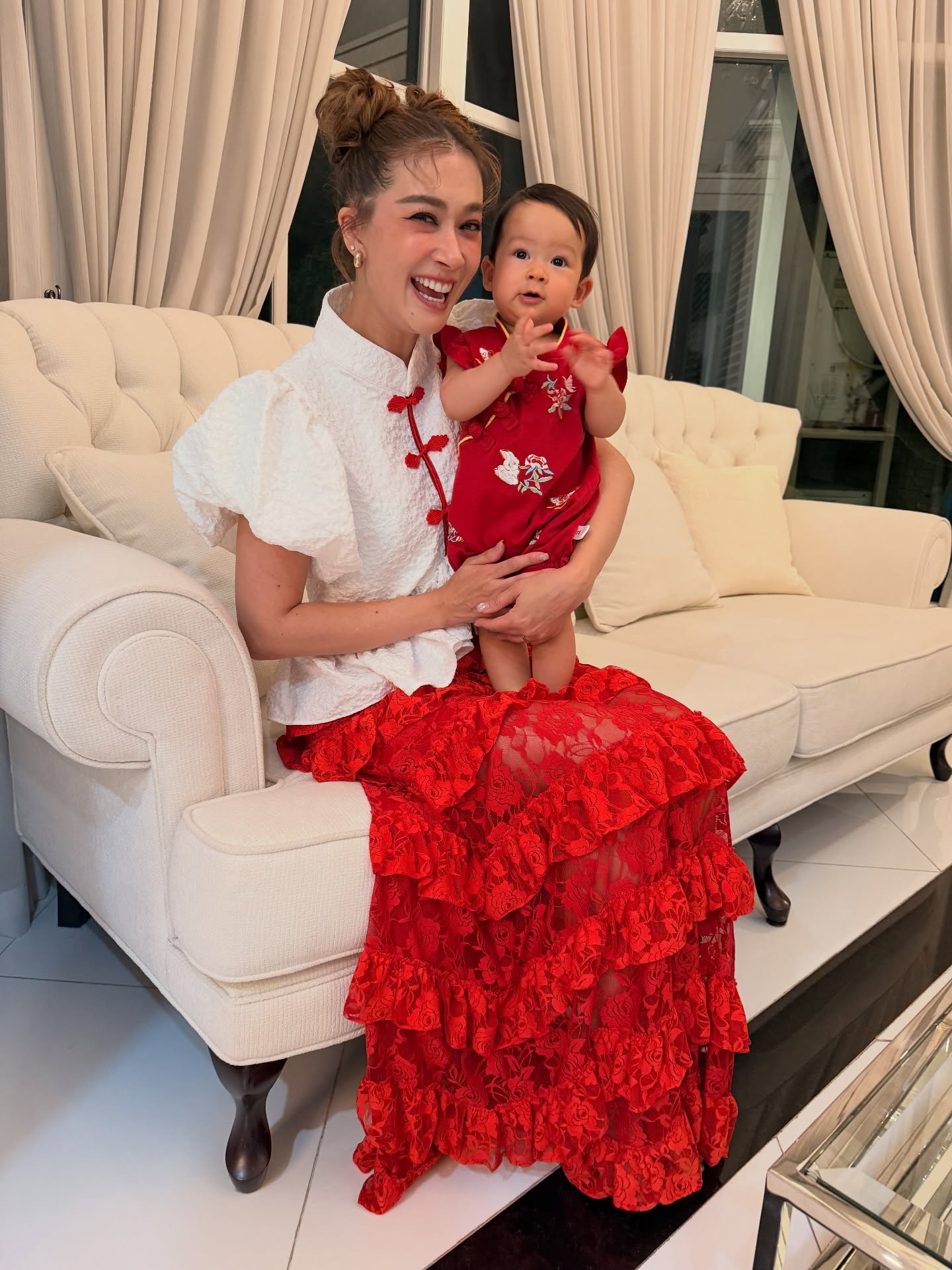 เอมี่ กลิ่นประทุม