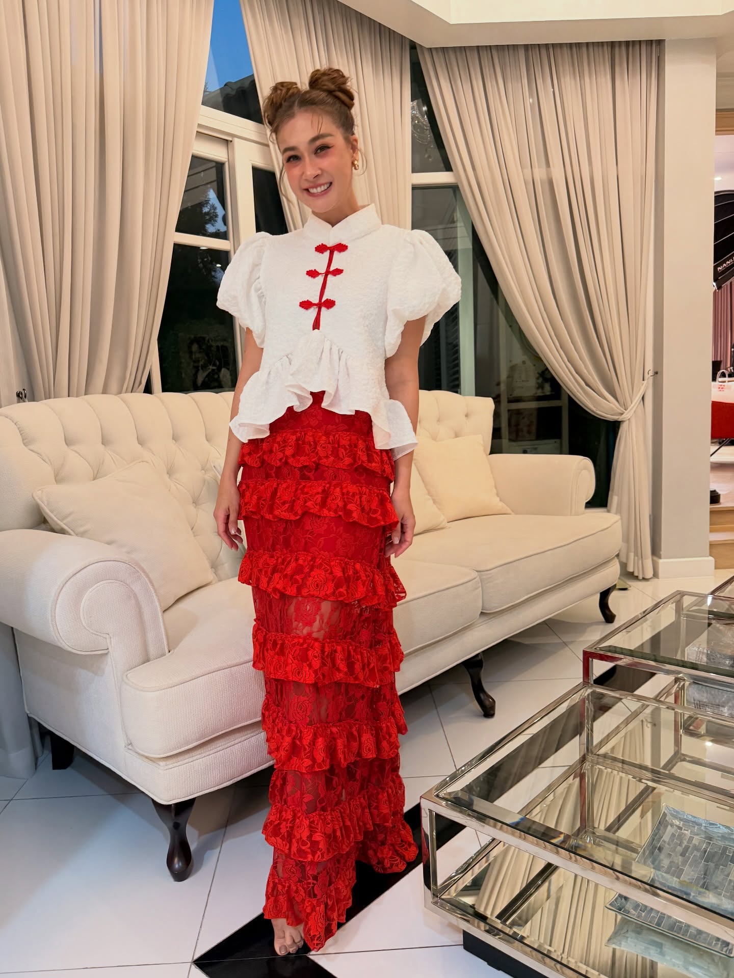 เอมี่ กลิ่นประทุม