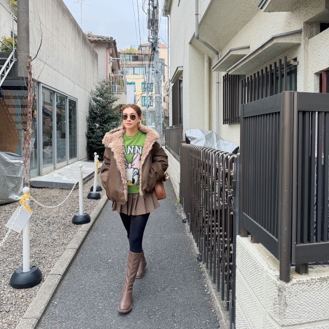 เอมี่ กลิ่นประทุม