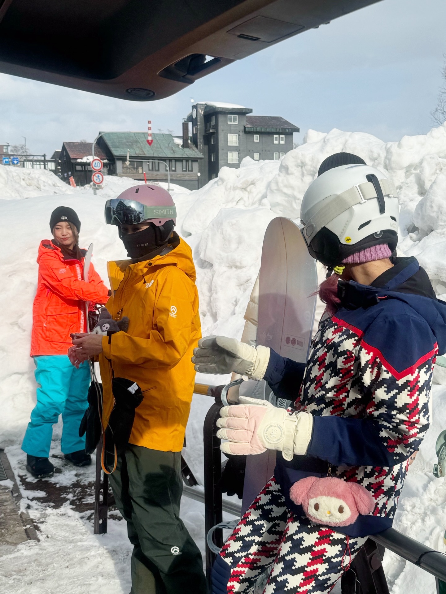 เอมี่ กลิ่นประทุม