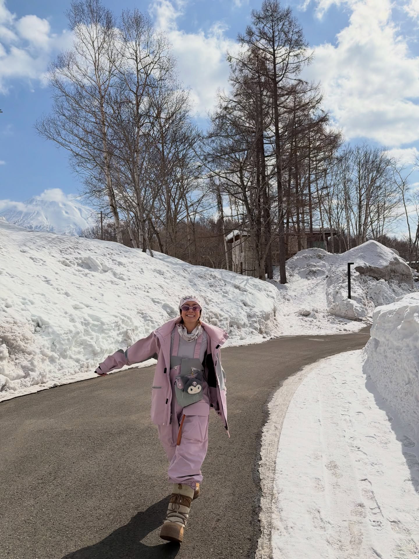 เอมี่ กลิ่นประทุม