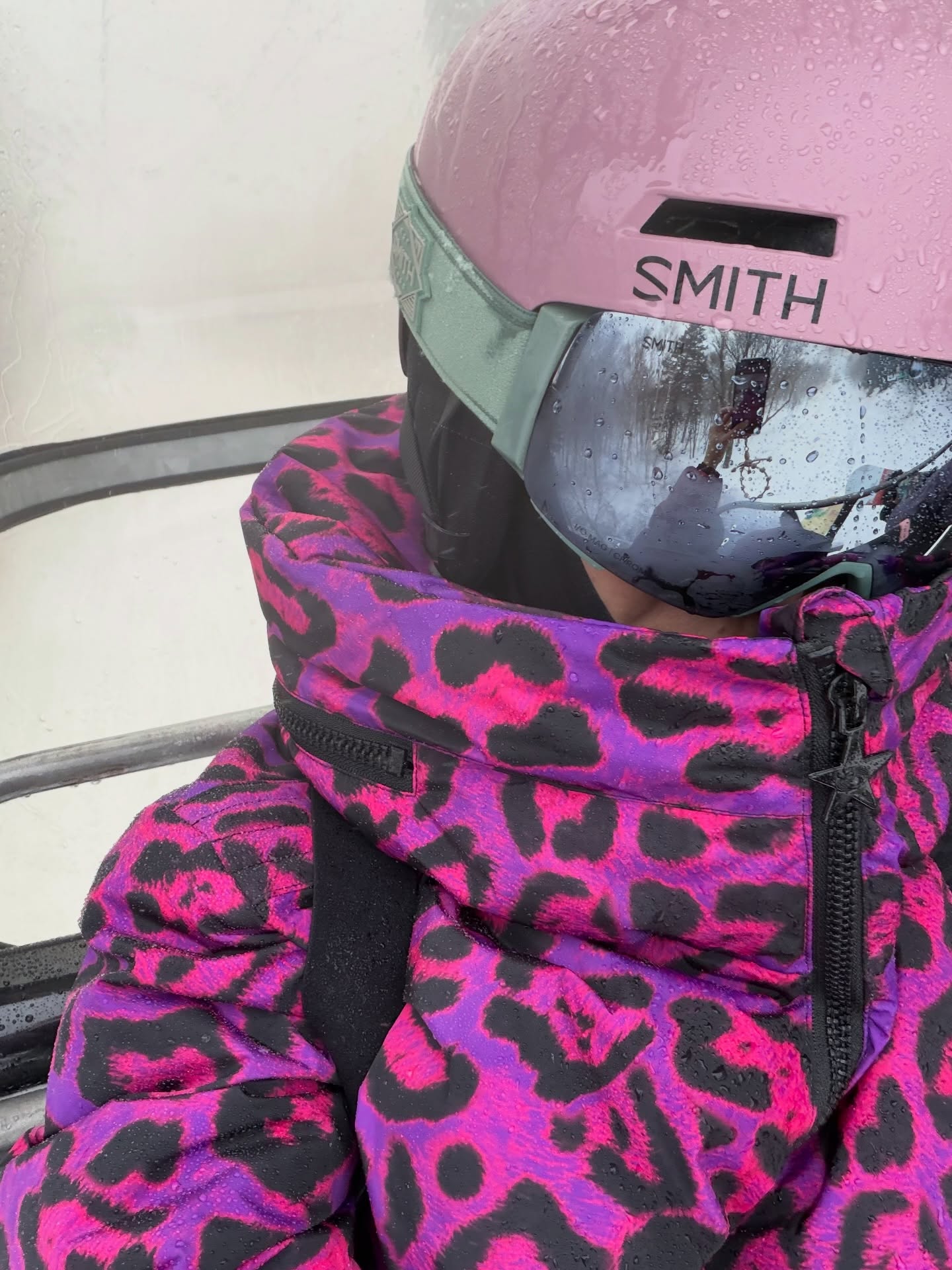 เอมี่ กลิ่นประทุม