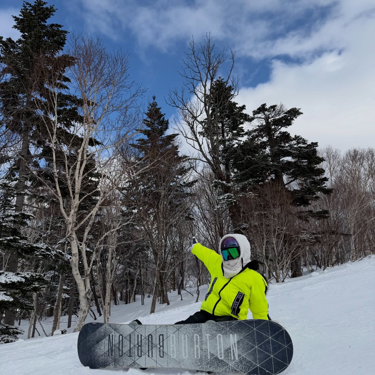 เอมี่ กลิ่นประทุม