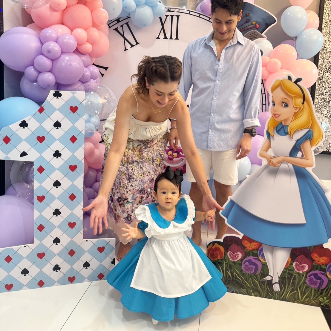 เอมี่ กลิ่นประทุม