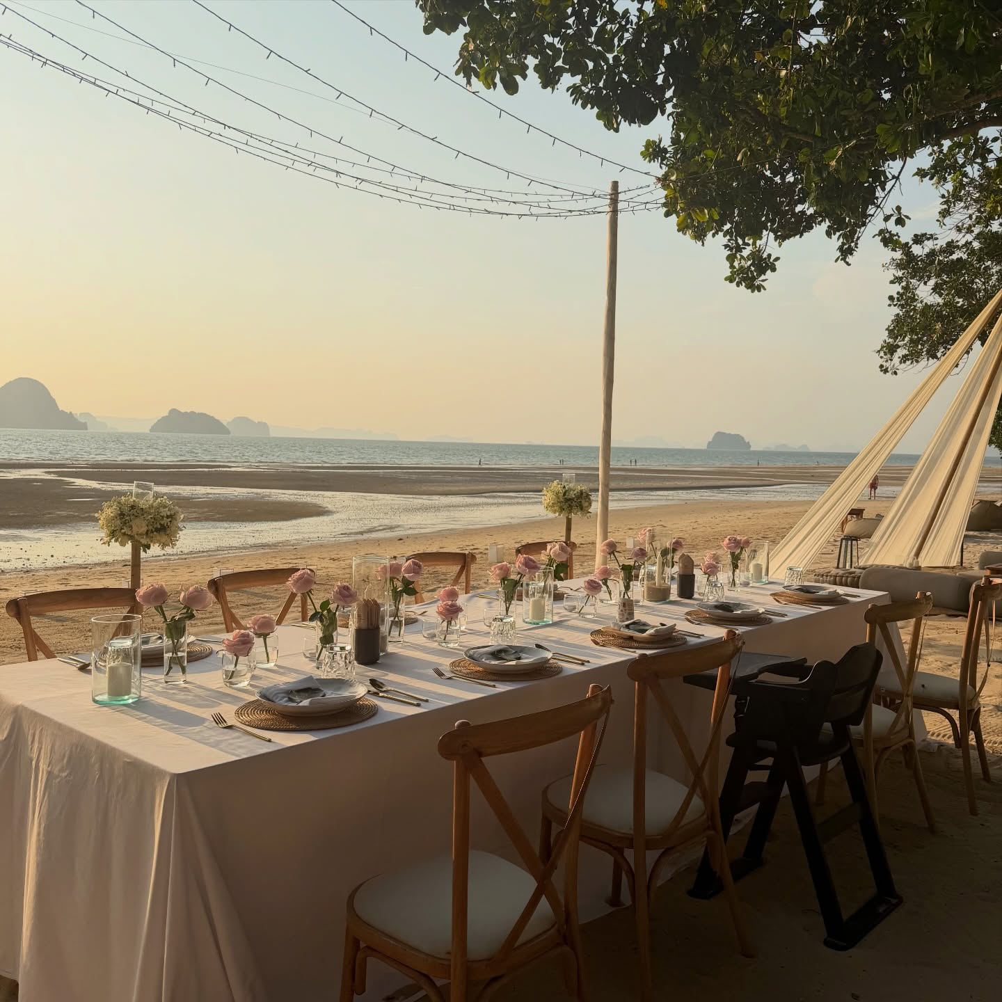 เอมี่ กลิ่นประทุม