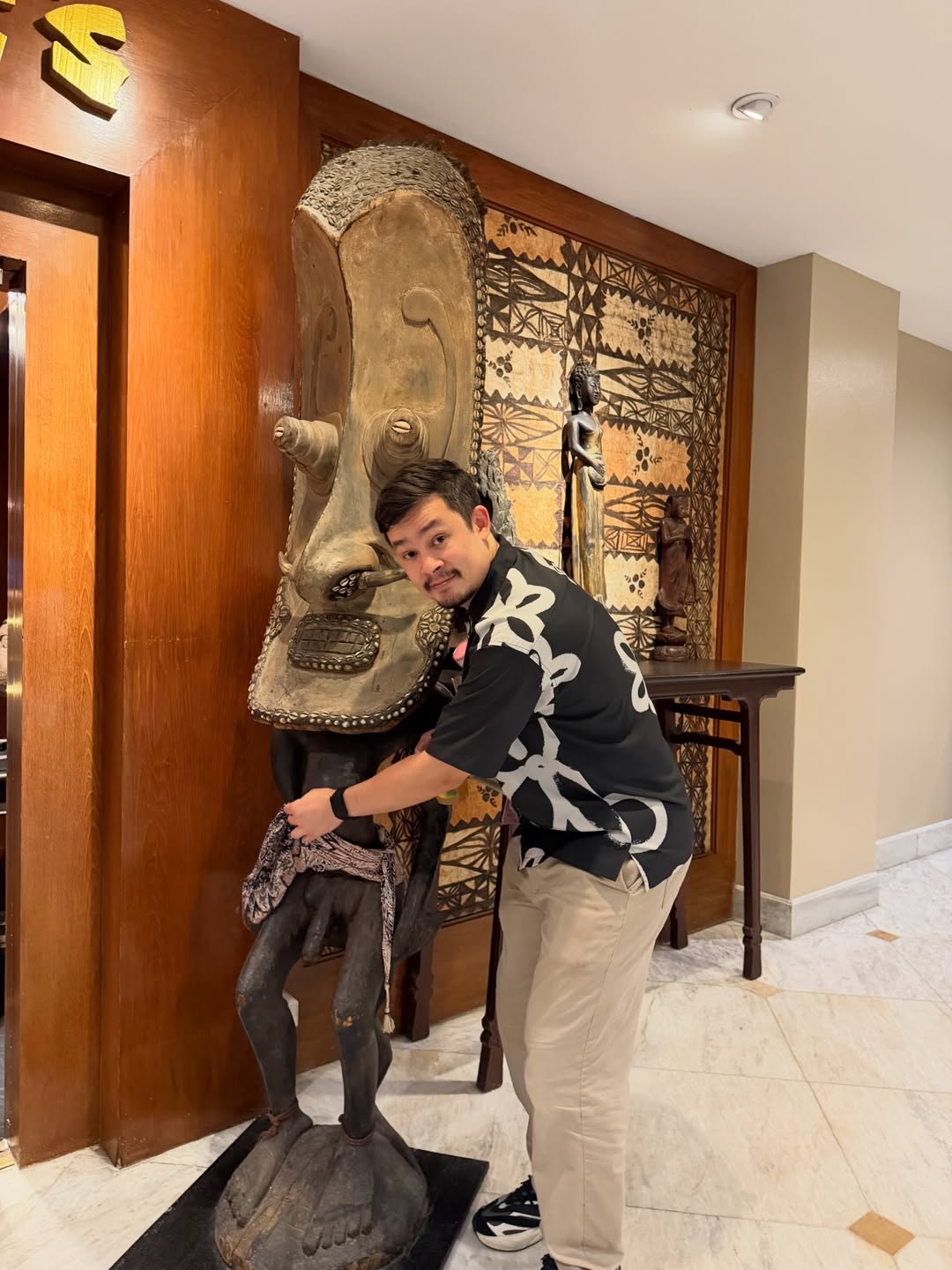 เอมี่ กลิ่นประทุม