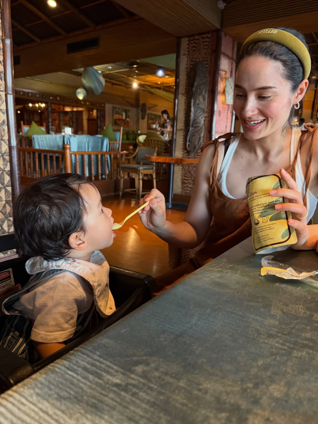 เอมี่ กลิ่นประทุม