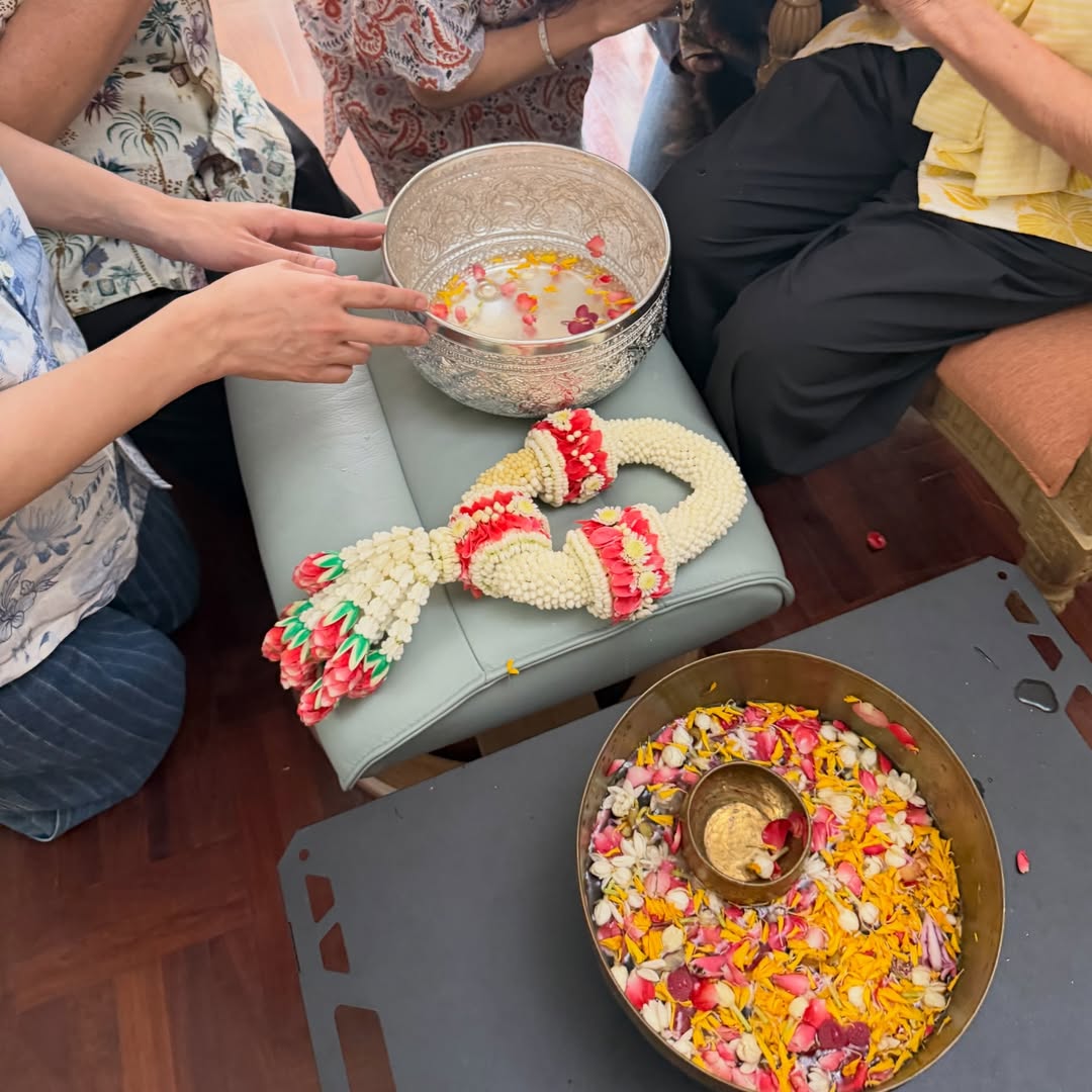 เอมี่ กลิ่นประทุม