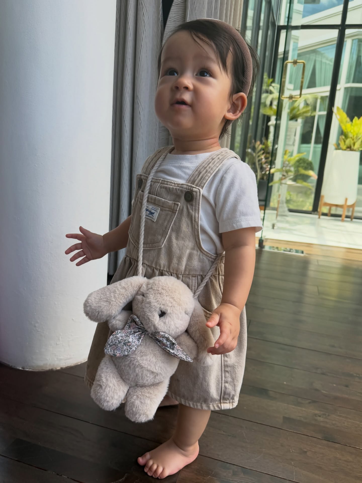เอมี่ กลิ่นประทุม