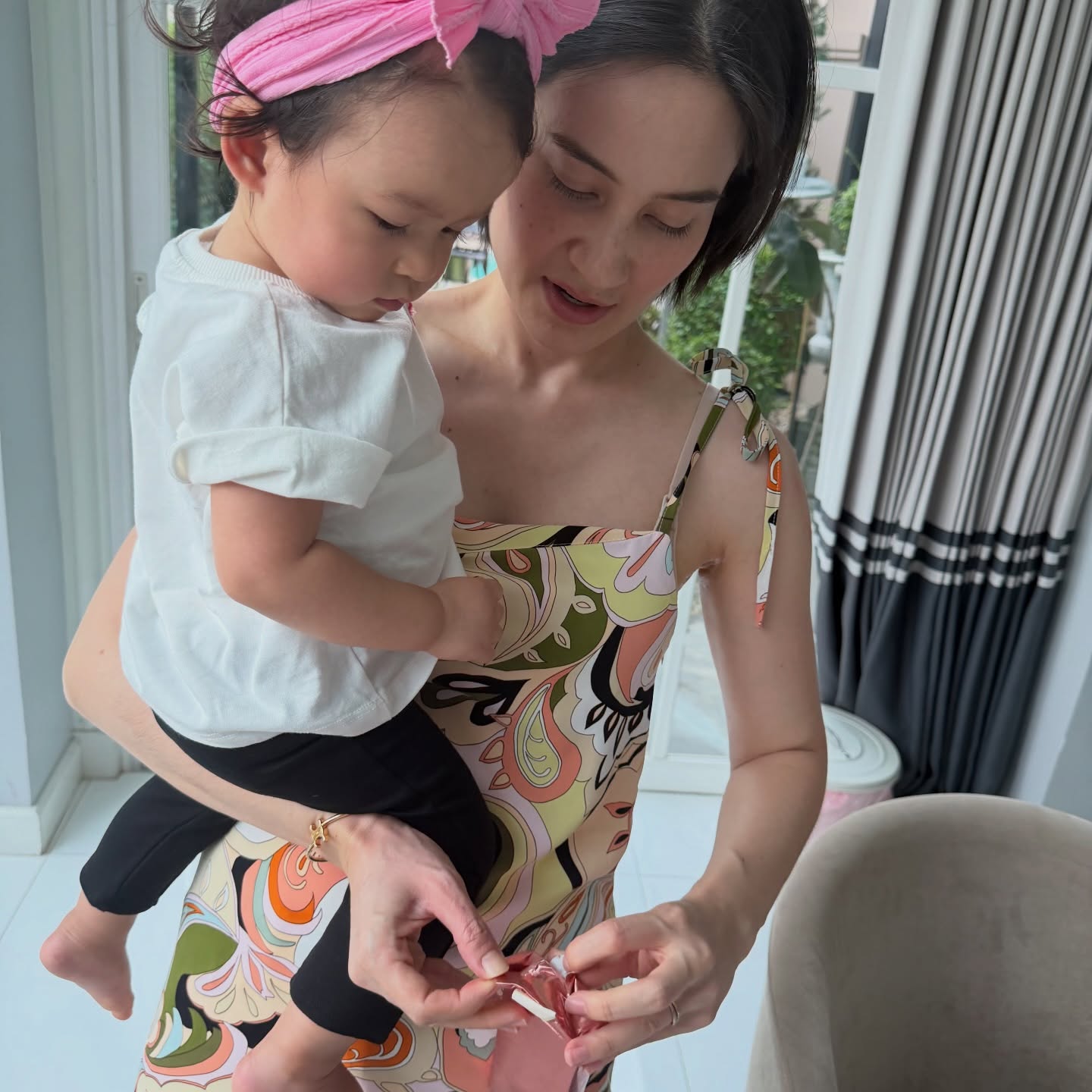 เอมี่ กลิ่นประทุม