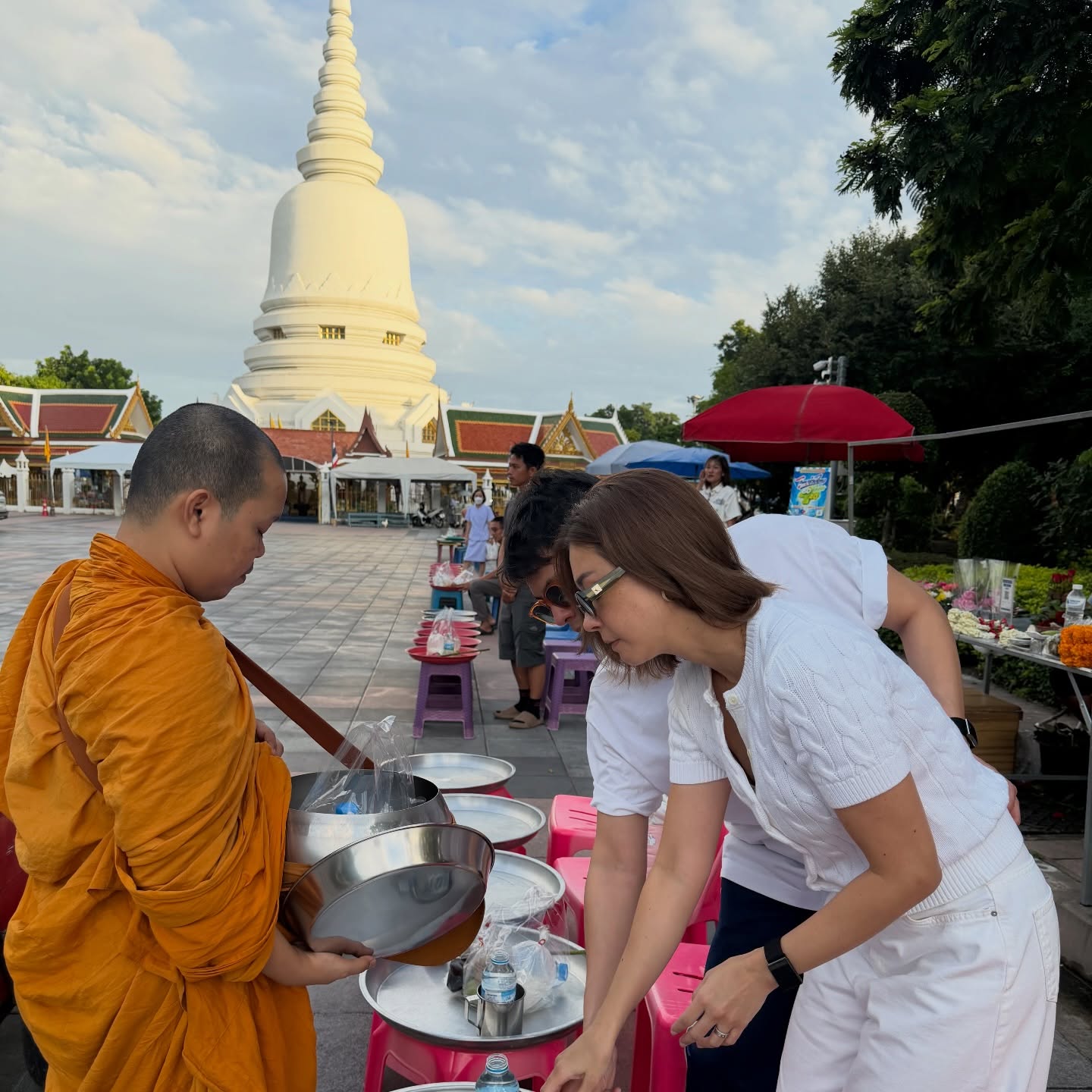 เอมี่ กลิ่นประทุม