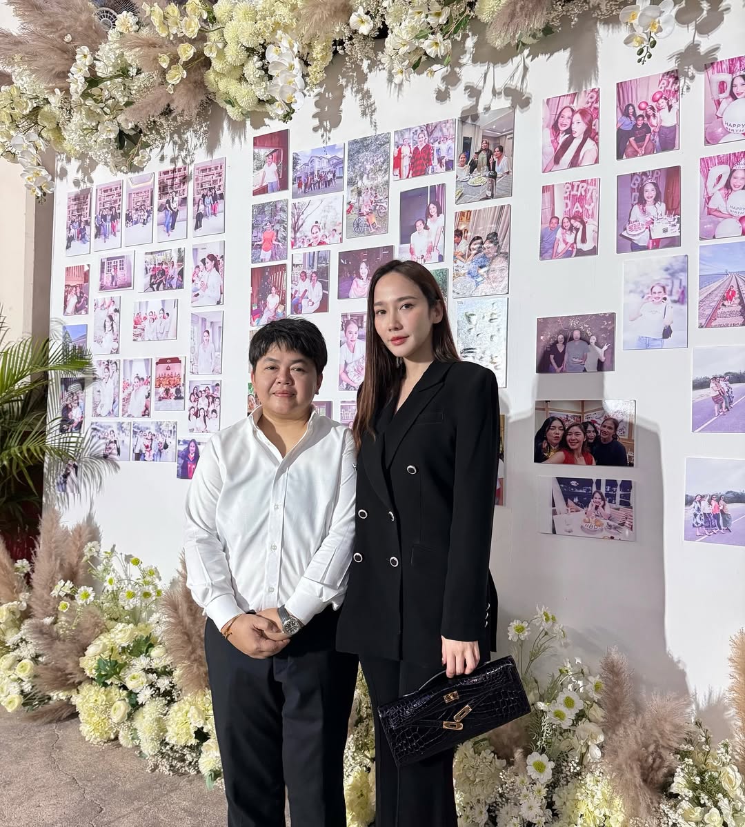 อั้ม - พัชราภา ไชยเชื้อ