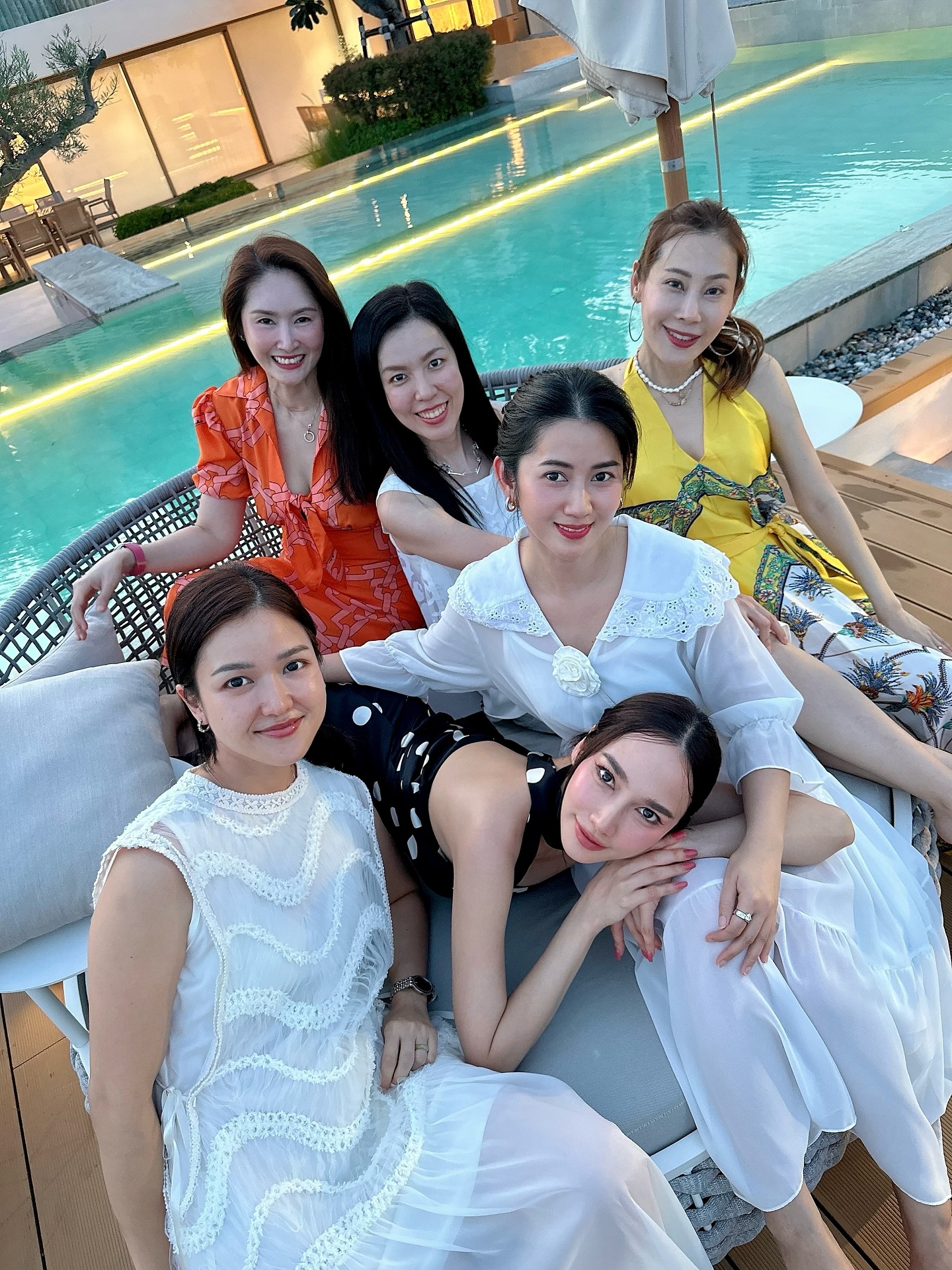 อั้ม - พัชราภา ไชยเชื้อ