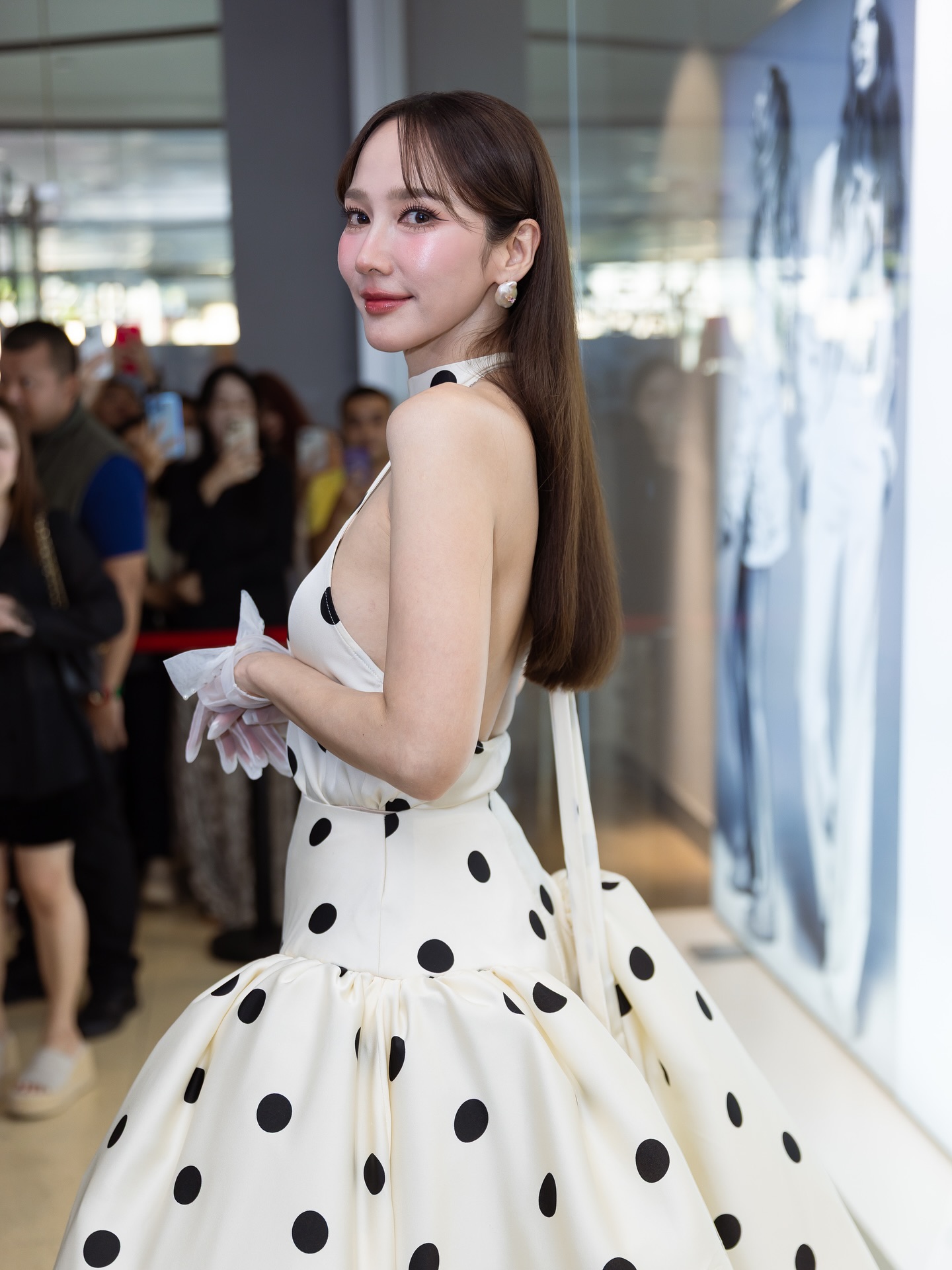อั้ม - พัชราภา ไชยเชื้อ