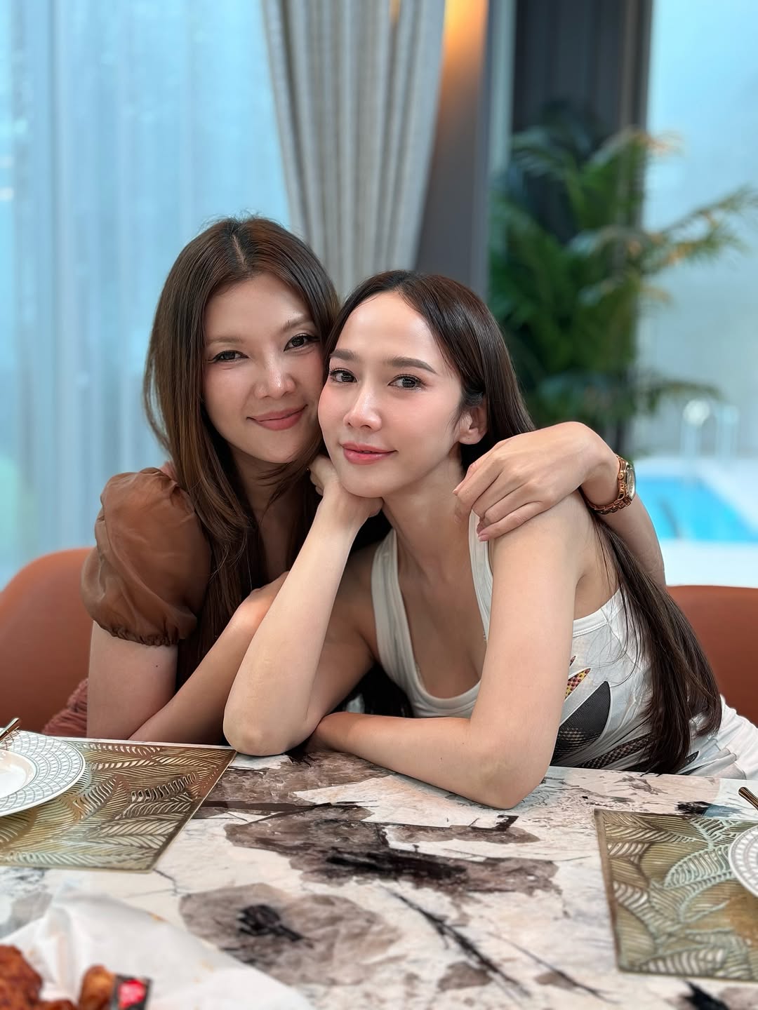 อั้ม - พัชราภา ไชยเชื้อ