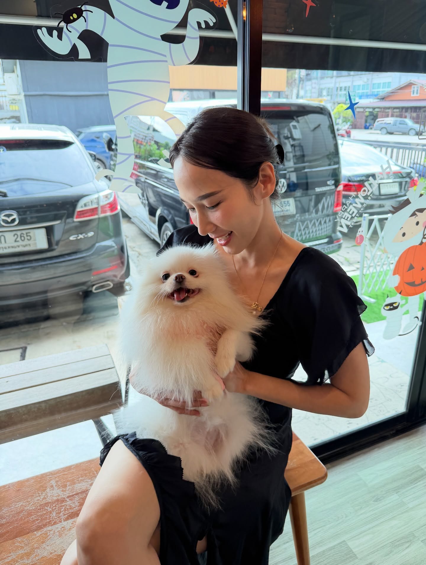 อั้ม - พัชราภา ไชยเชื้อ