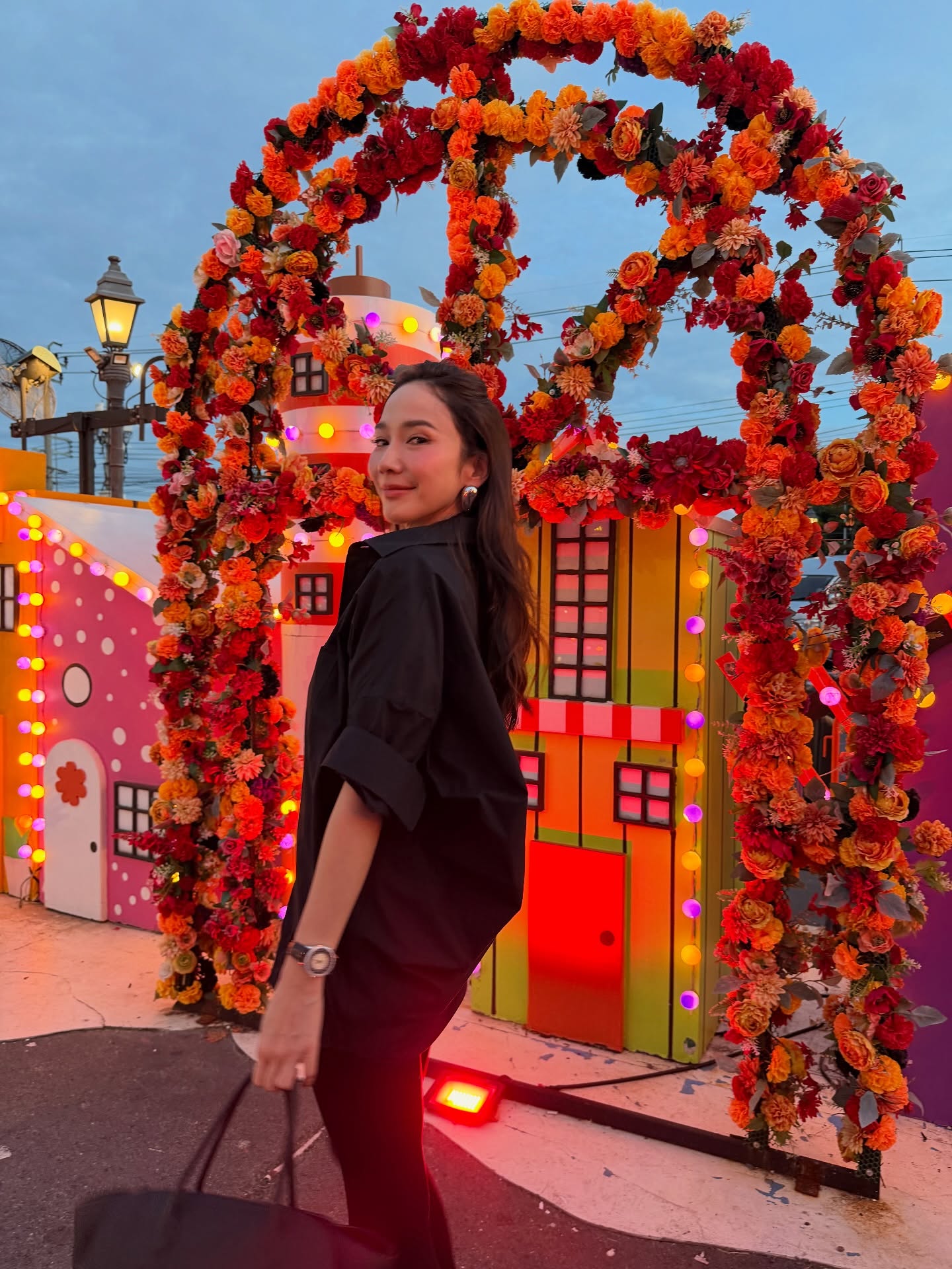 อั้ม - พัชราภา ไชยเชื้อ