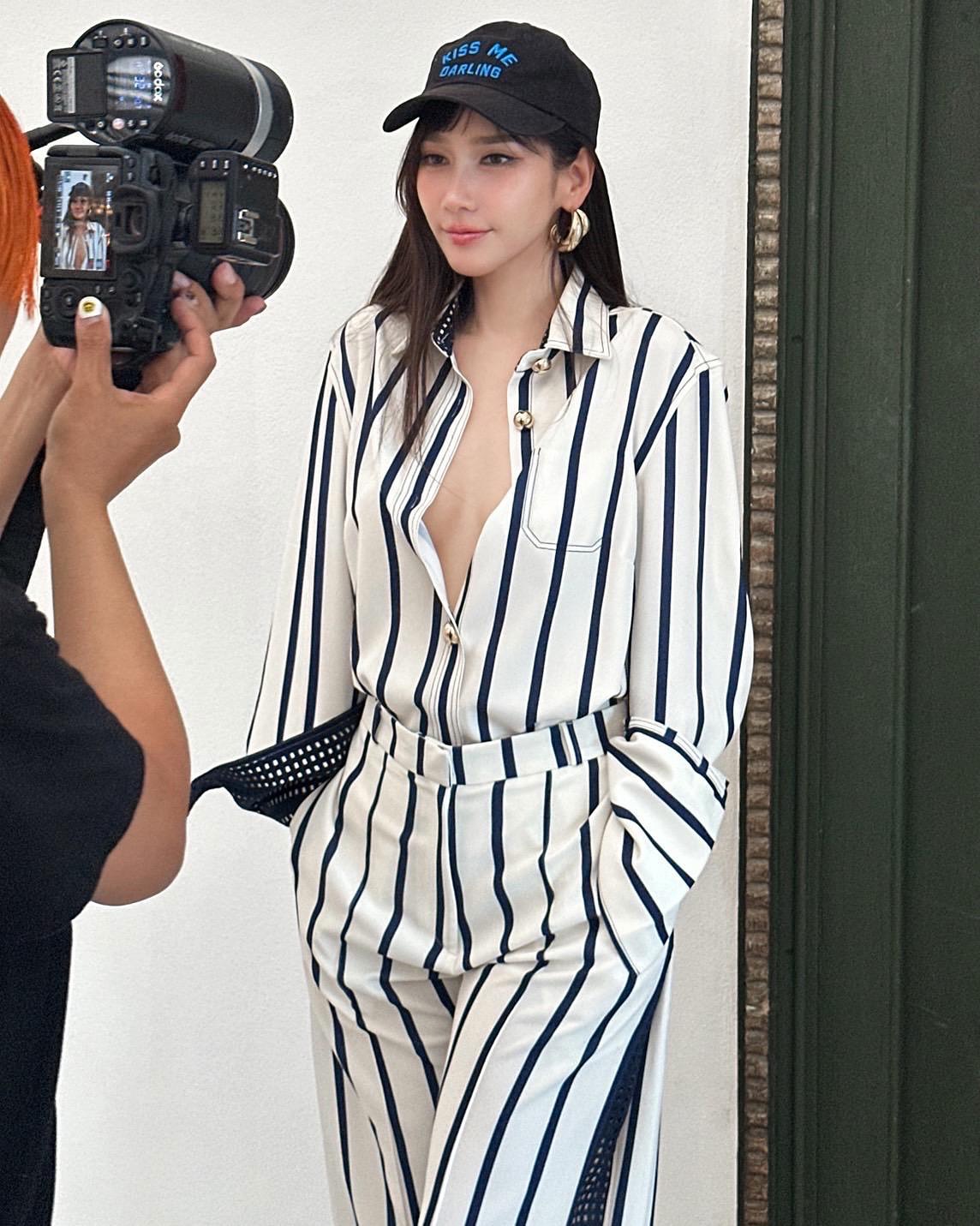 อั้ม - พัชราภา ไชยเชื้อ