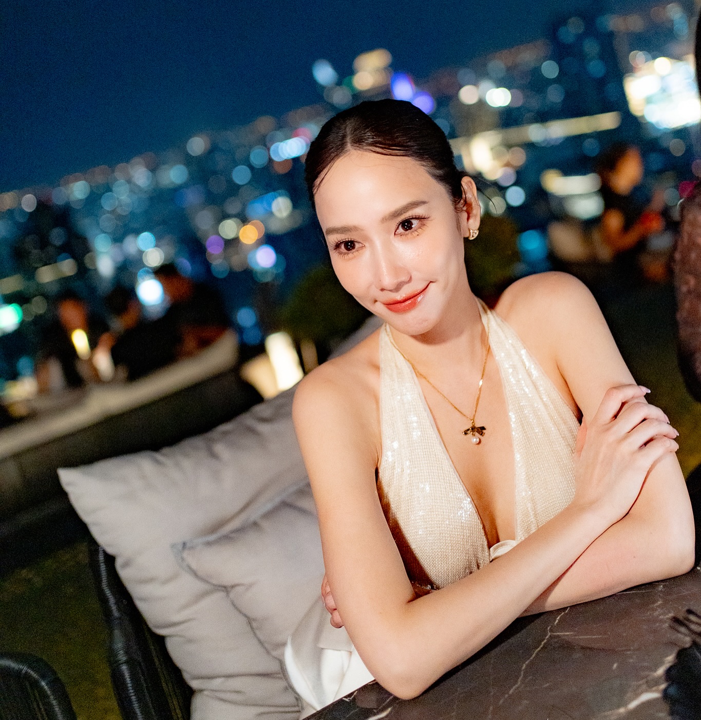 อั้ม - พัชราภา ไชยเชื้อ