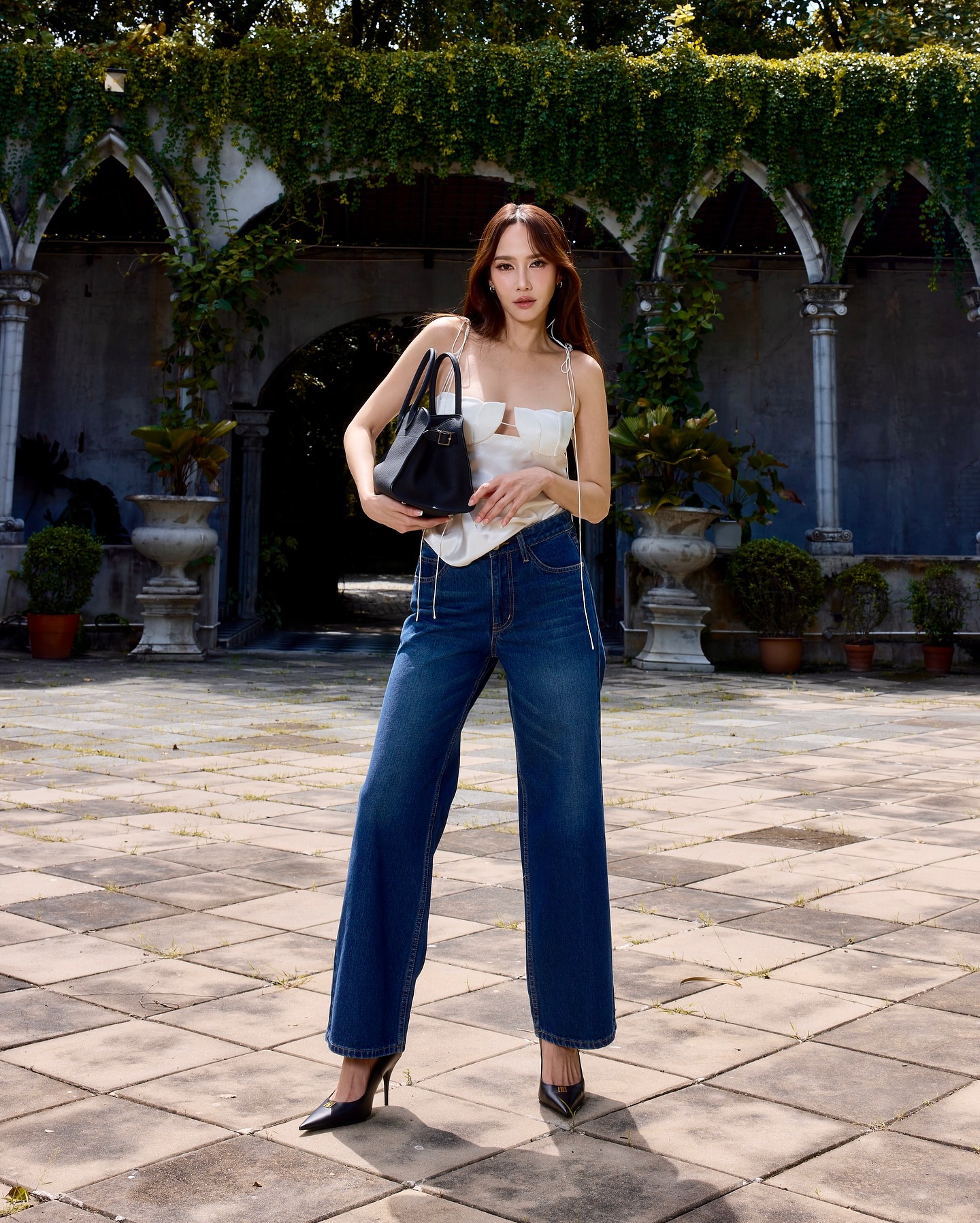 อั้ม - พัชราภา ไชยเชื้อ