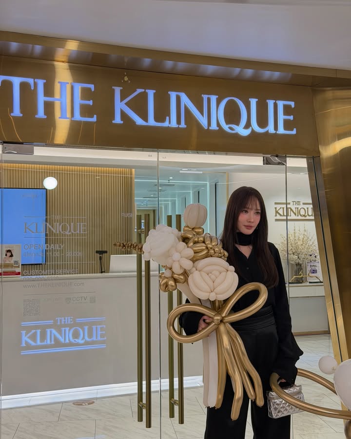 อั้ม - พัชราภา ไชยเชื้อ