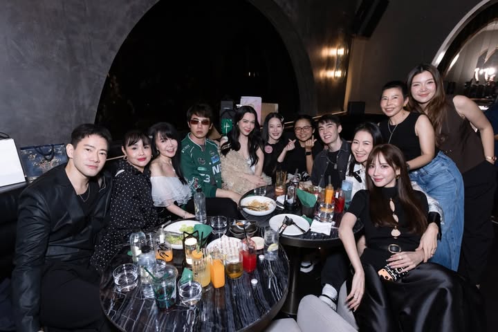 อั้ม - พัชราภา ไชยเชื้อ