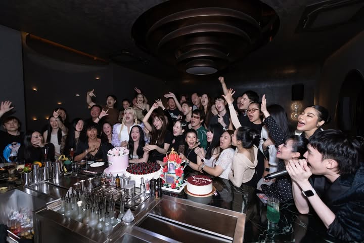 อั้ม - พัชราภา ไชยเชื้อ