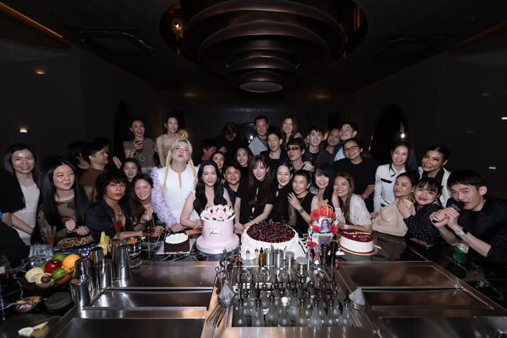 อั้ม - พัชราภา ไชยเชื้อ