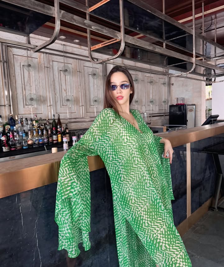 อั้ม - พัชราภา ไชยเชื้อ