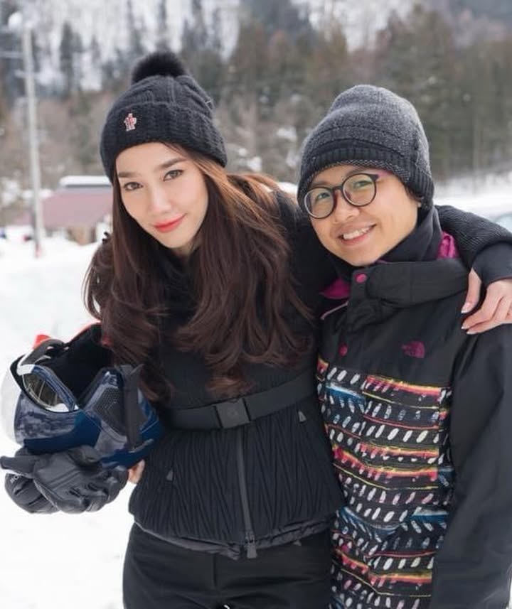 อั้ม - พัชราภา ไชยเชื้อ