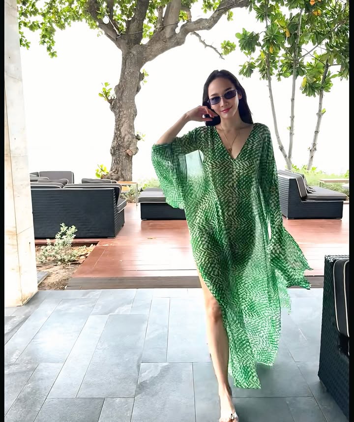 อั้ม - พัชราภา ไชยเชื้อ