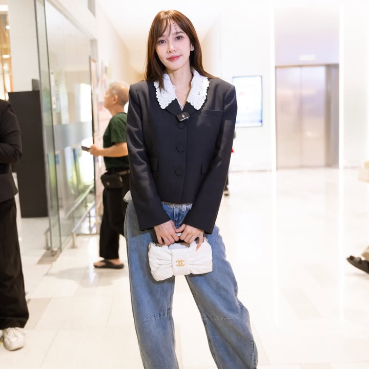 อั้ม - พัชราภา ไชยเชื้อ