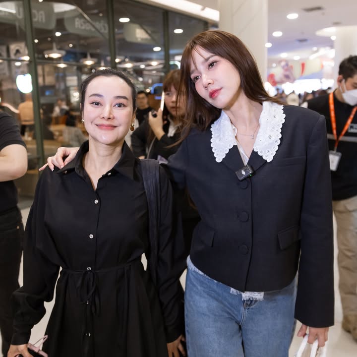 อั้ม - พัชราภา ไชยเชื้อ