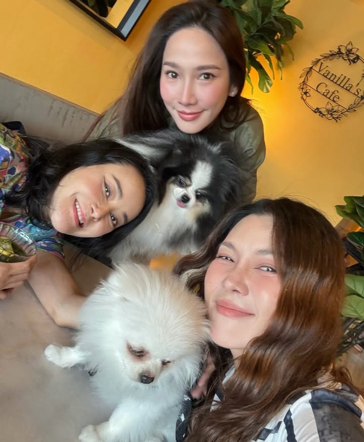 อั้ม - พัชราภา ไชยเชื้อ