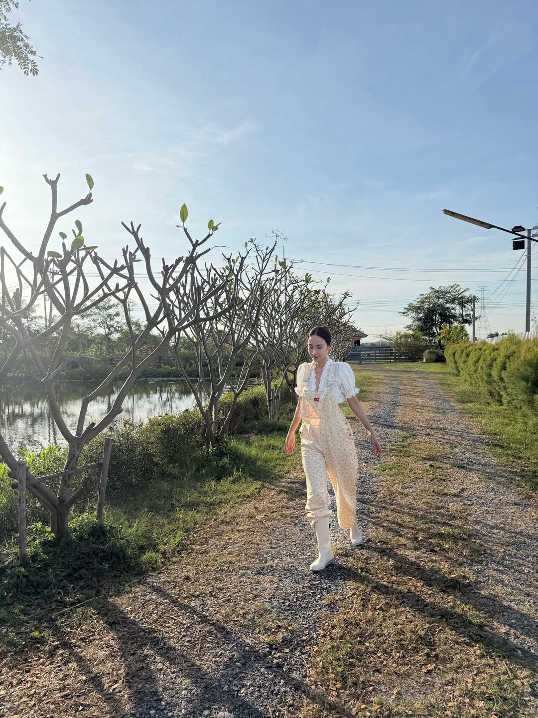 อั้ม - พัชราภา ไชยเชื้อ