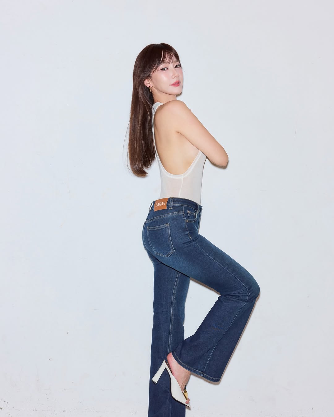 อั้ม - พัชราภา ไชยเชื้อ