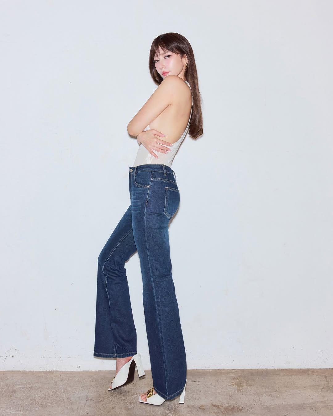 อั้ม - พัชราภา ไชยเชื้อ