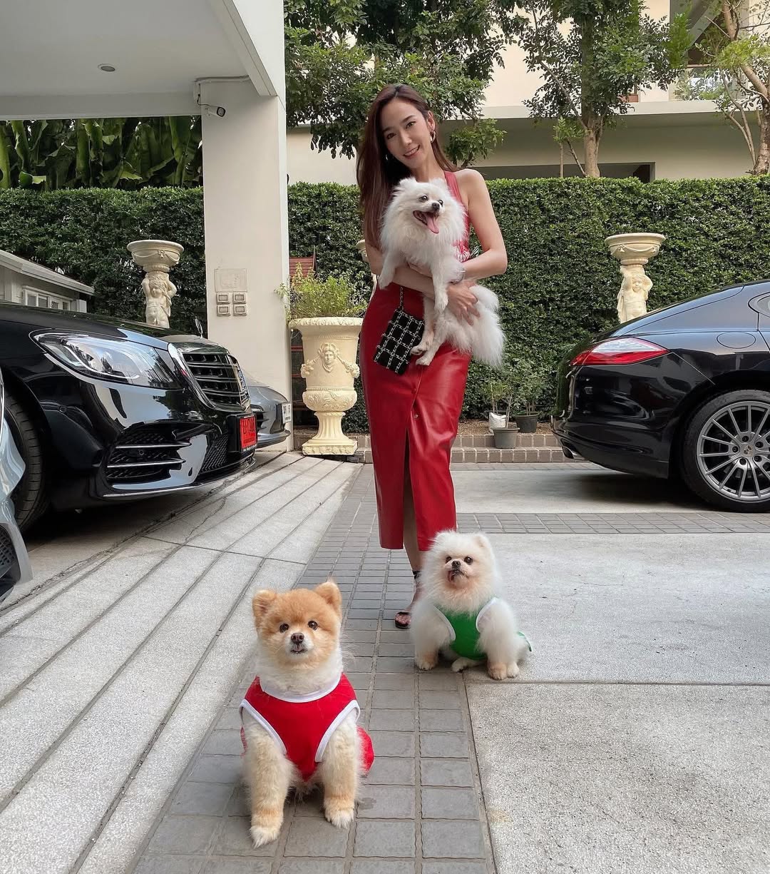 อั้ม - พัชราภา ไชยเชื้อ