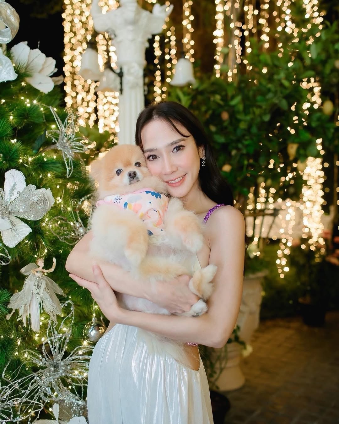 อั้ม - พัชราภา ไชยเชื้อ