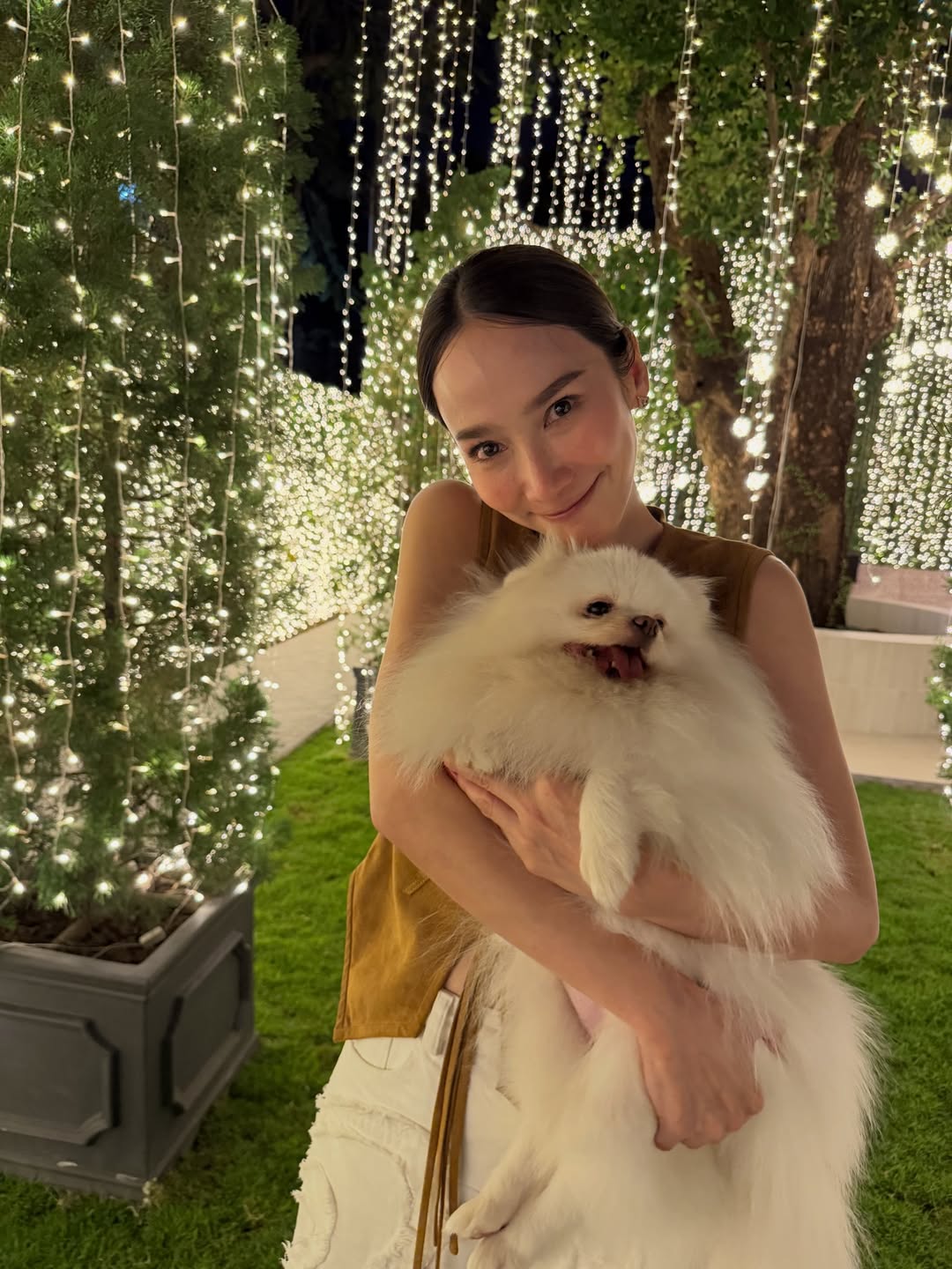 อั้ม - พัชราภา ไชยเชื้อ