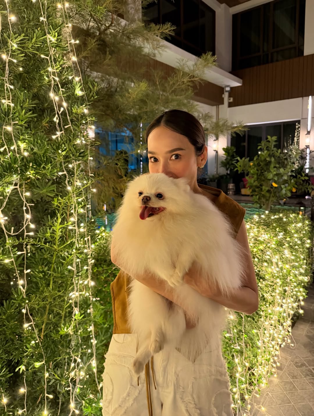 อั้ม - พัชราภา ไชยเชื้อ