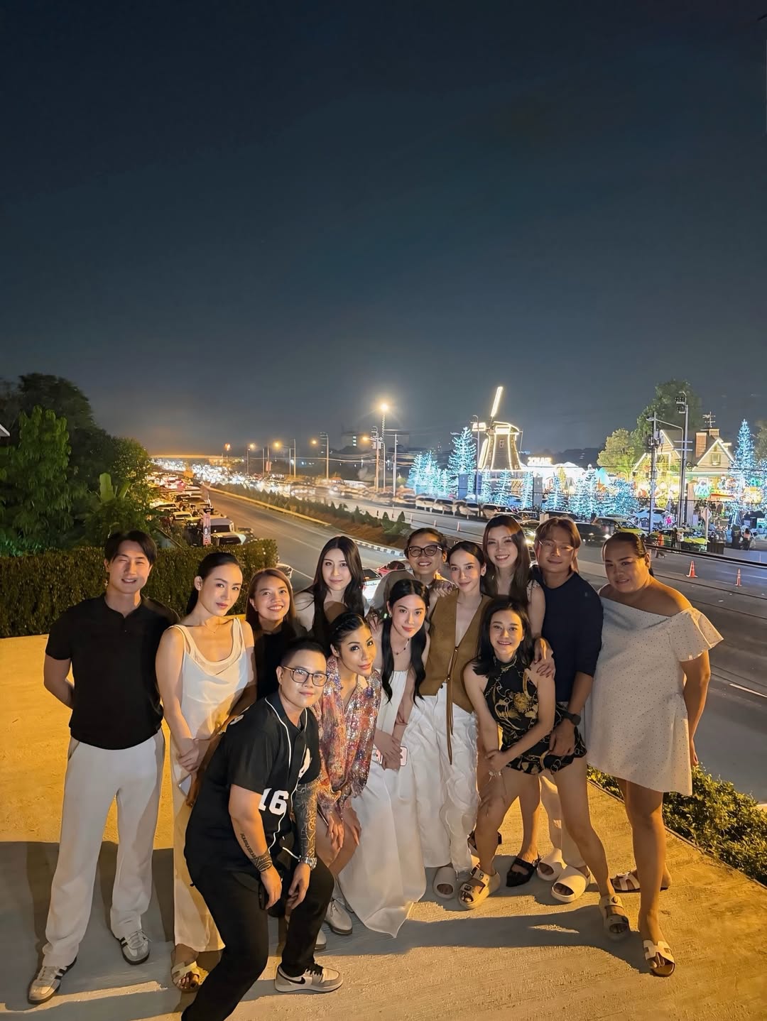 อั้ม - พัชราภา ไชยเชื้อ