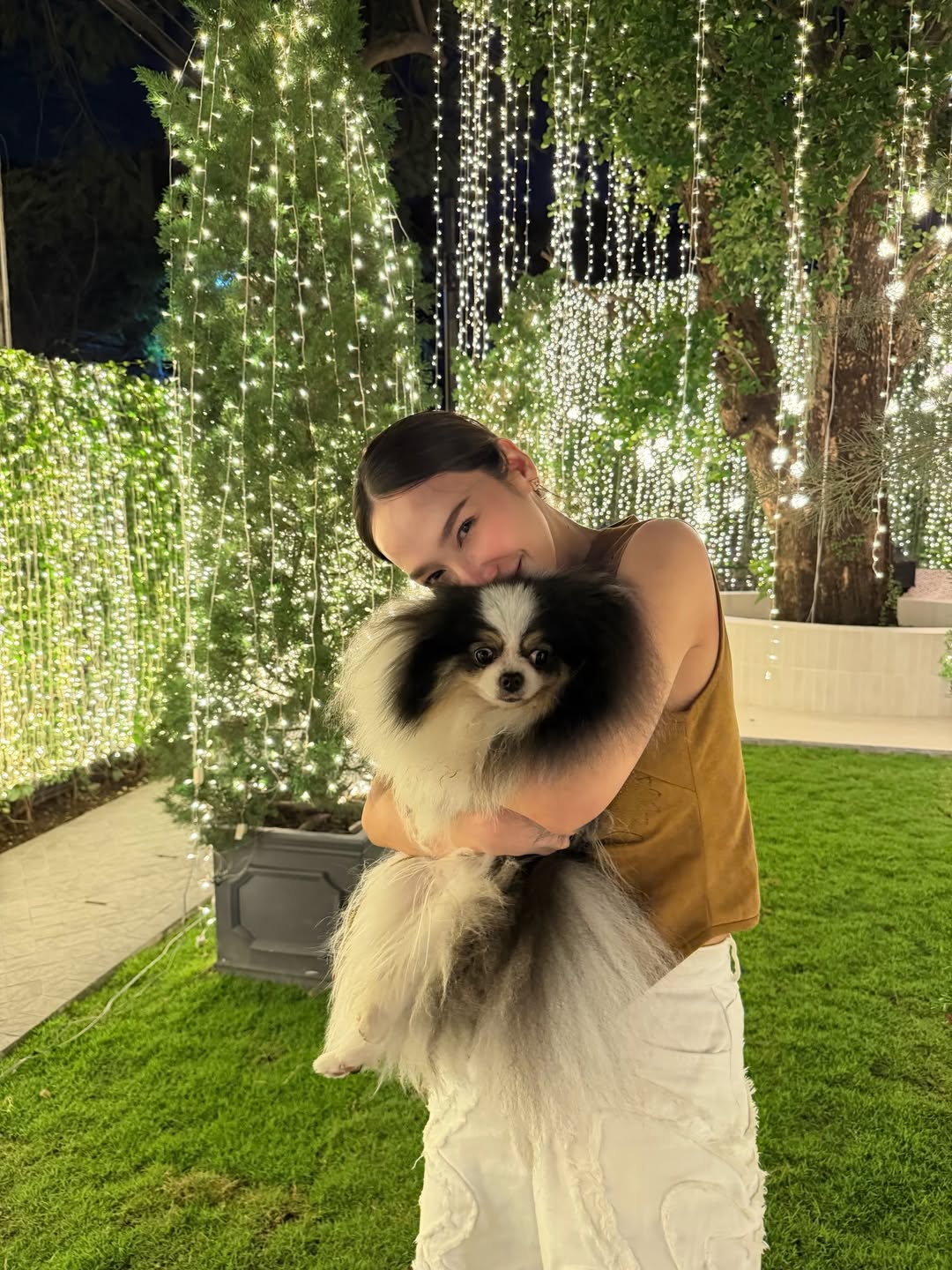 อั้ม - พัชราภา ไชยเชื้อ