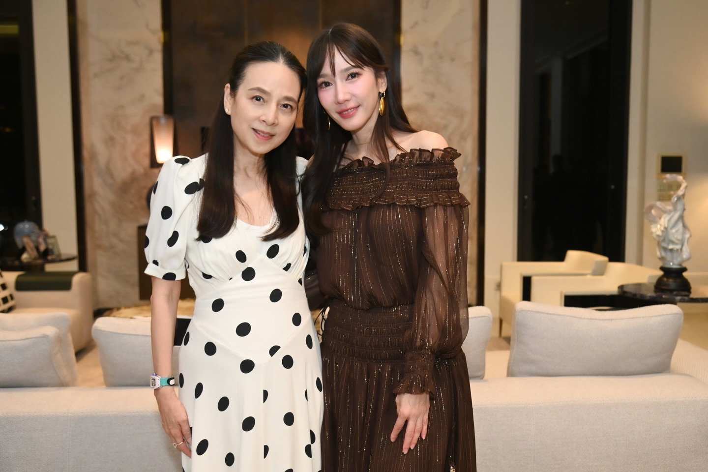 อั้ม - พัชราภา ไชยเชื้อ