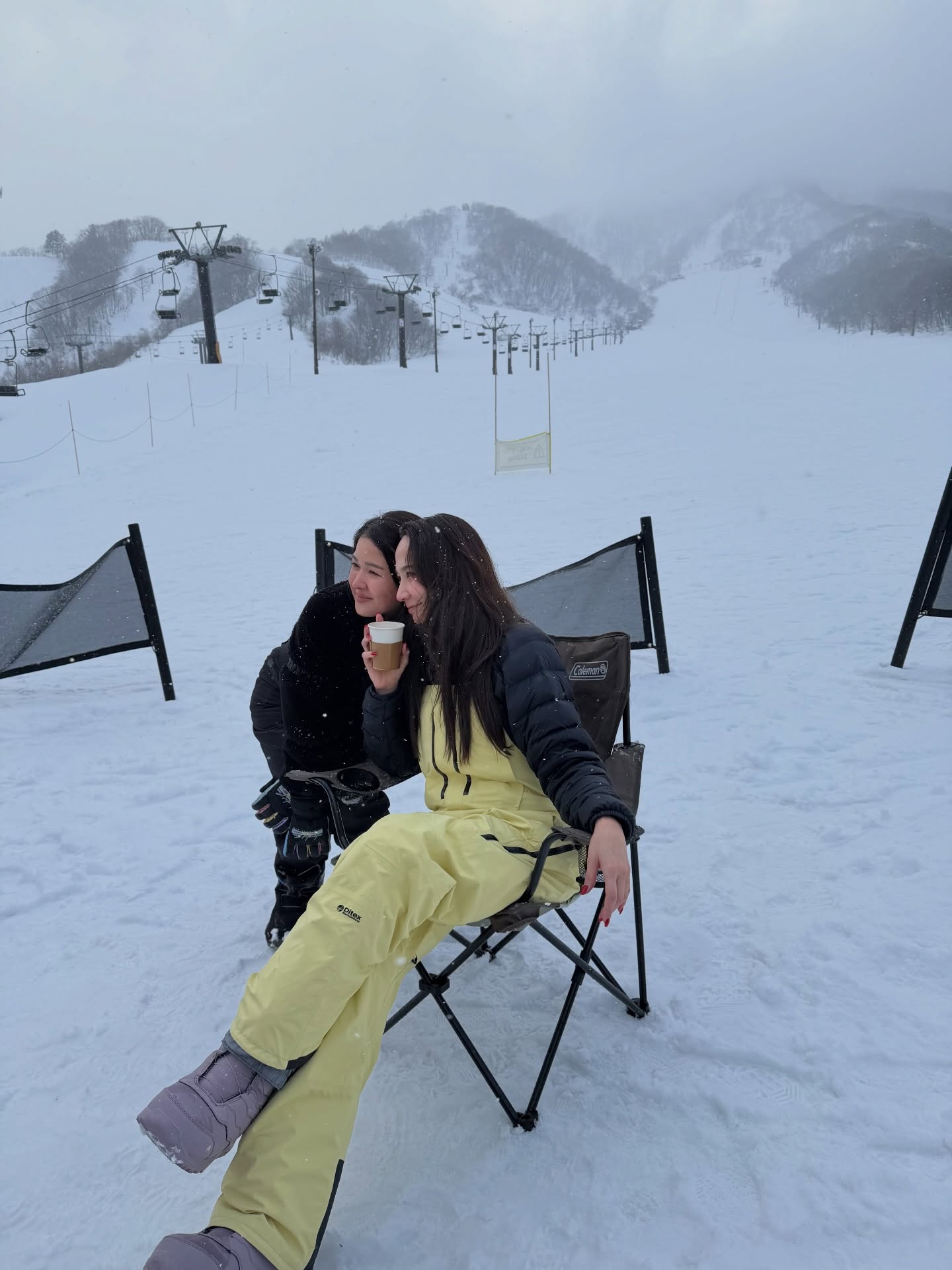 อั้ม - พัชราภา ไชยเชื้อ