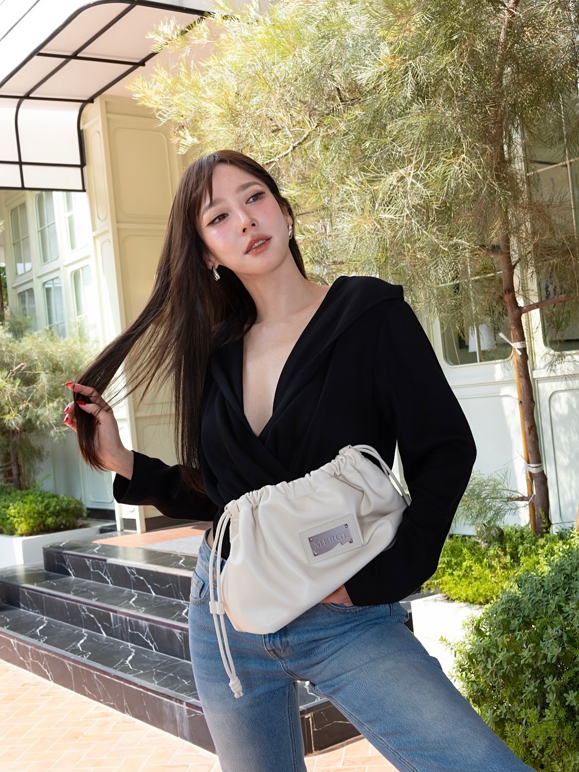 อั้ม - พัชราภา ไชยเชื้อ