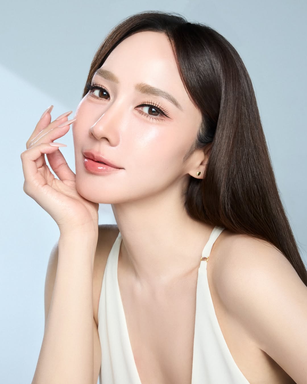 อั้ม - พัชราภา ไชยเชื้อ