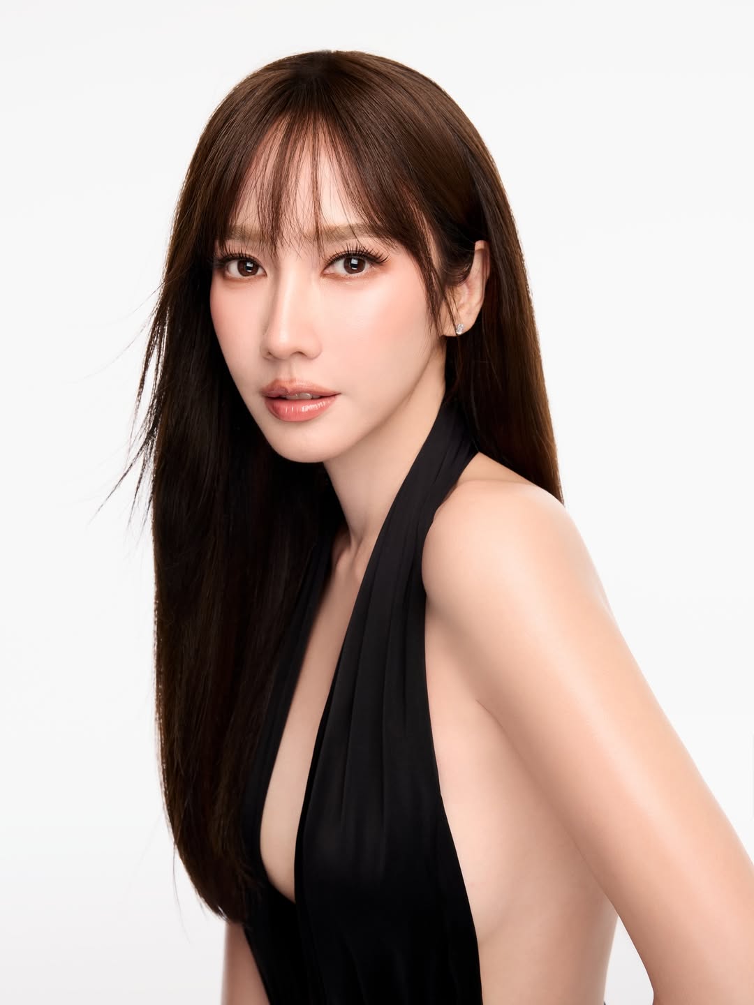 อั้ม - พัชราภา ไชยเชื้อ